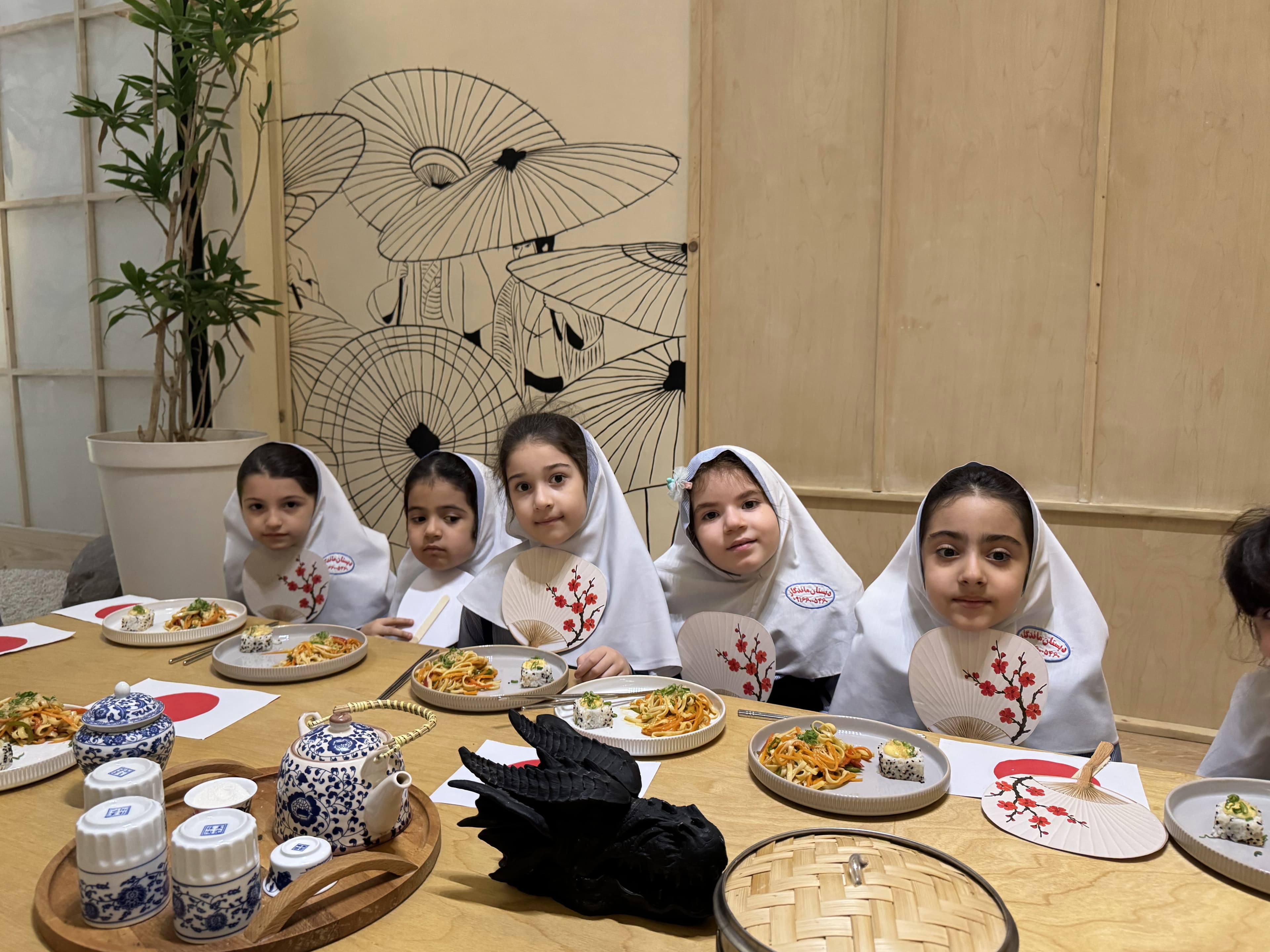 دبستان دخترانه دوره اول ماندگار 1