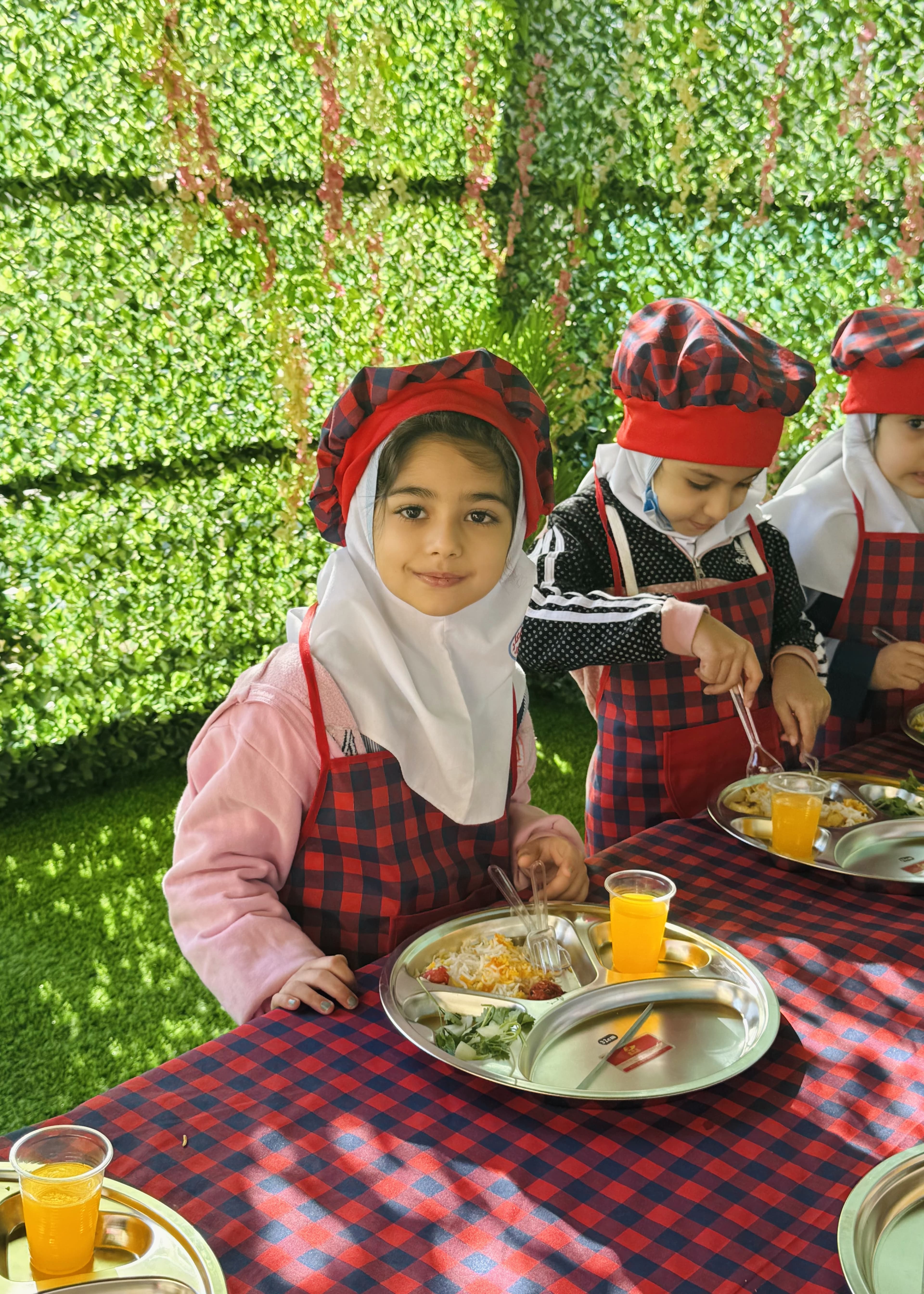 دبستان دخترانه دوره اول ماندگار 1